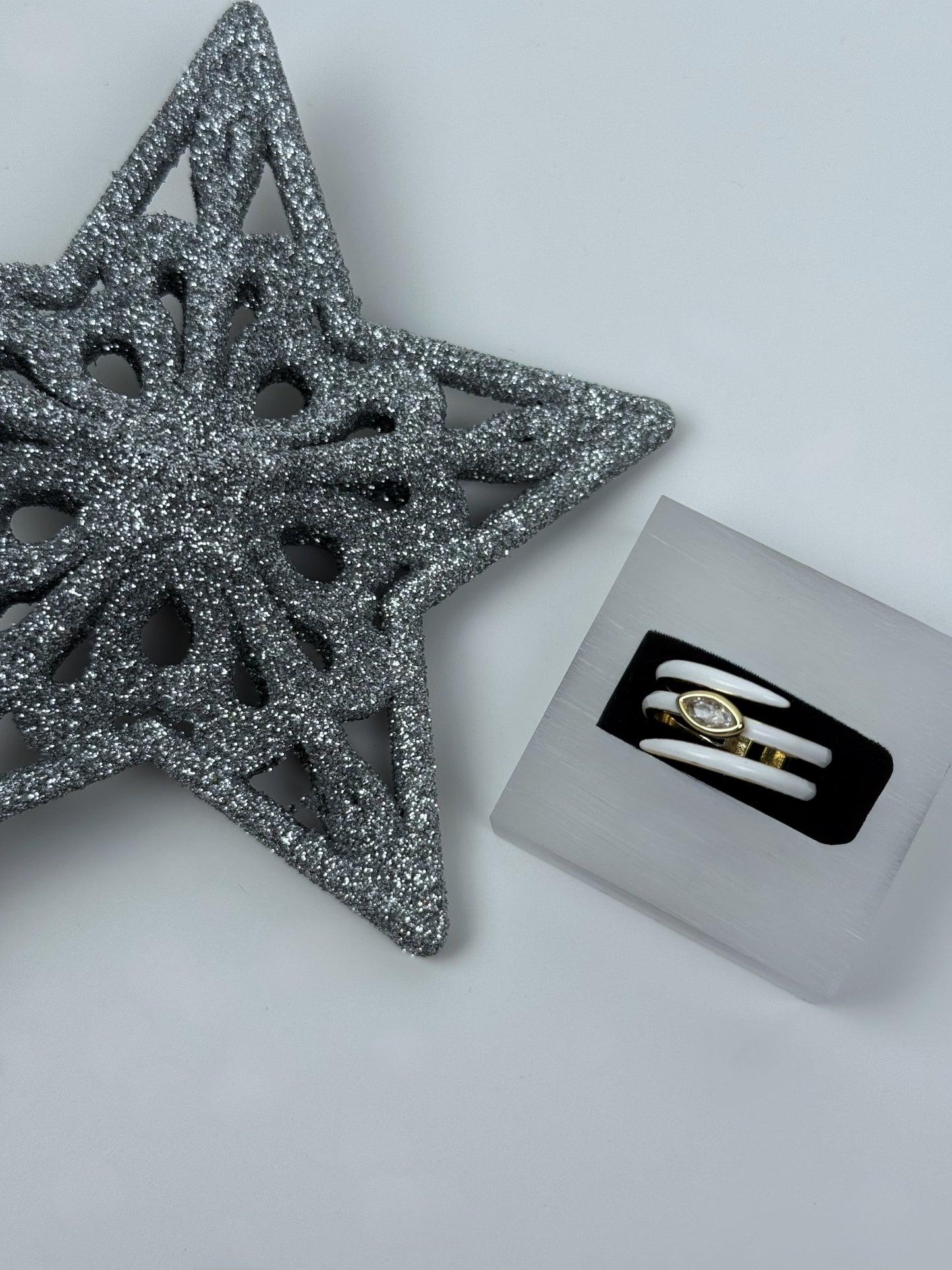 Özel Seri Ayarlanabilir Beyaz Yörünge Yüzük