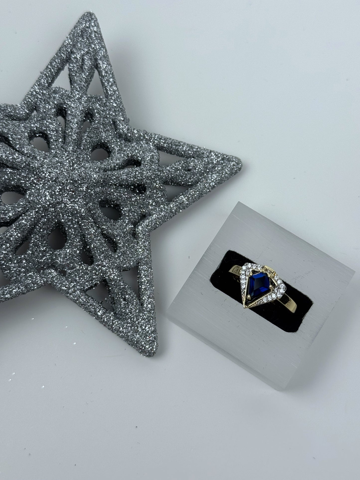 Özel Seri Ayarlanabilir Mavi Taşlı Üçgen Yüzük