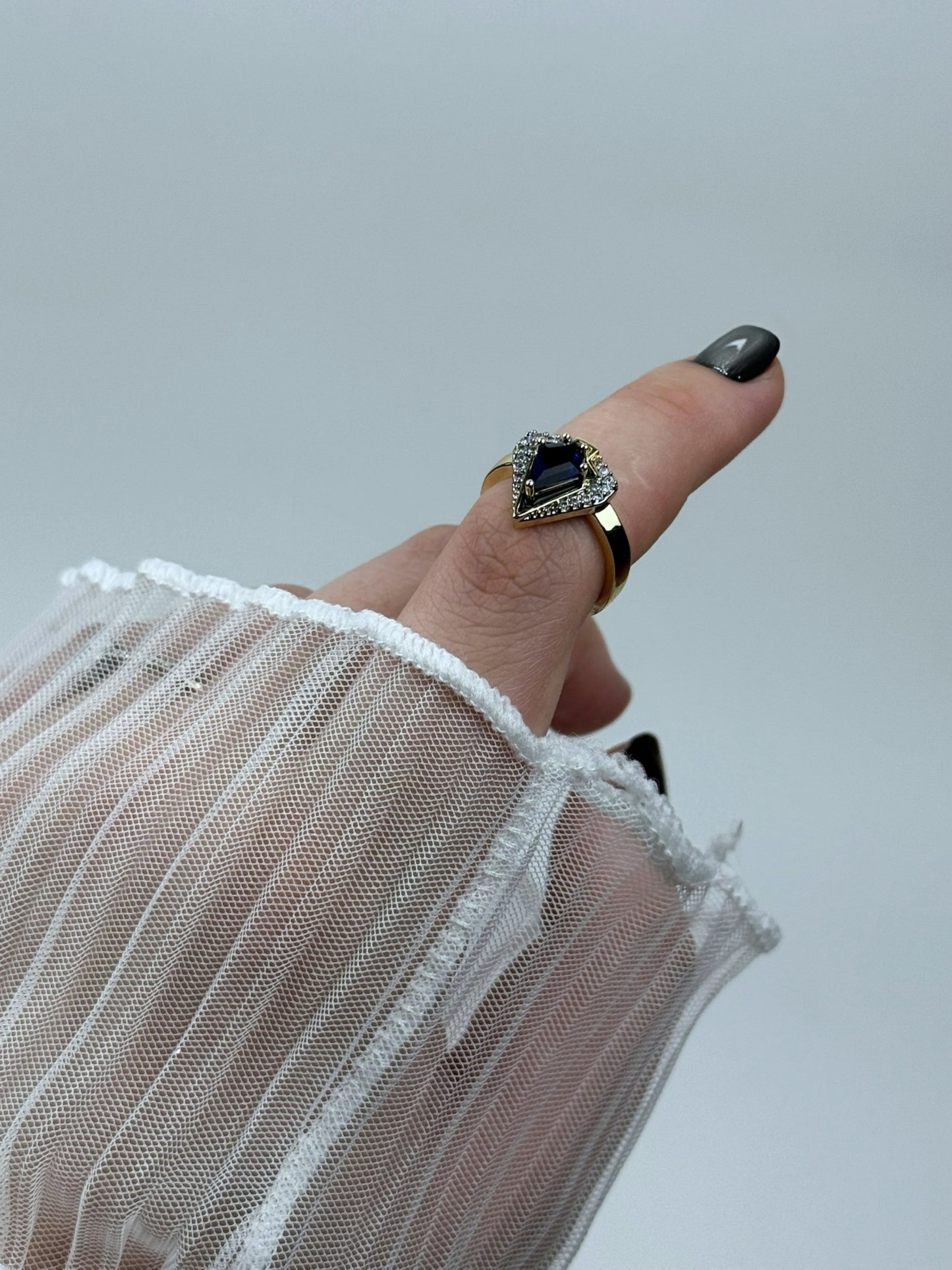 Özel Seri Ayarlanabilir Mavi Taşlı Üçgen Yüzük